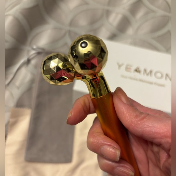 Gold Skincare Massage Tool Set - Picture 4 of 6